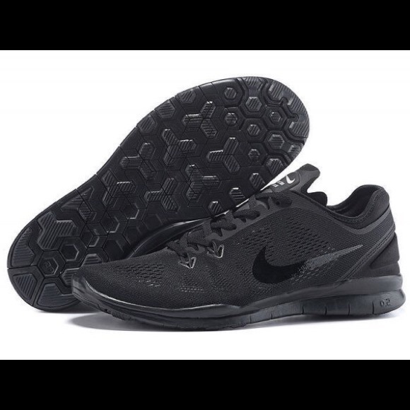 Nike Shoes - Women's Nike Free TR FIT 5 Training Shoes *NIB*